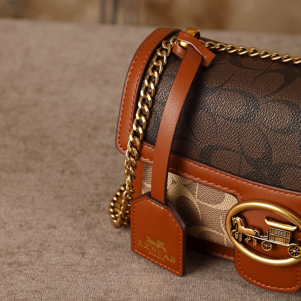 Light luxury women's bag 2026 new high-end color contrast single shoulder underarm bag designer fashionable crossbody small squa
